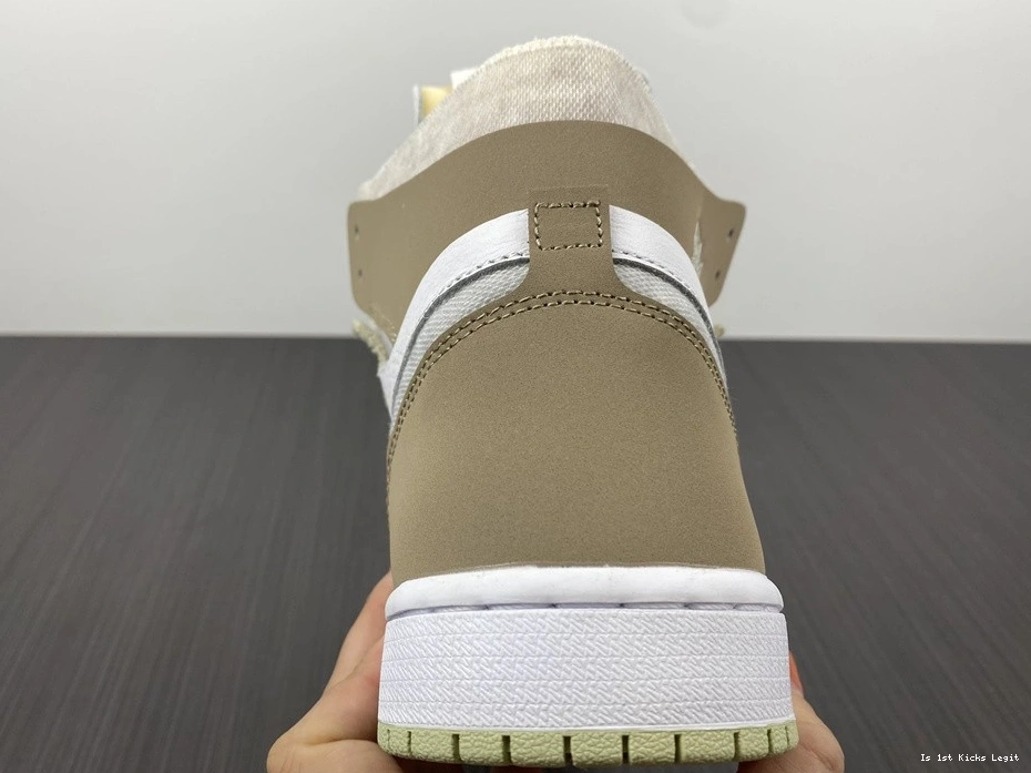 Zoom Aura 1 CMFT Jordan Olive Air CT0979-102 0129